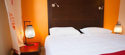 Moodz Hotel