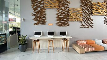 HARRIS Hotel & Conventions Solo