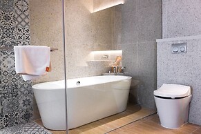 HARRIS Hotel & Conventions Solo