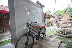 Kampung Lawasan Heritage Cottage