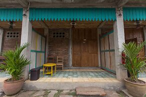 Kampung Lawasan Heritage Cottage