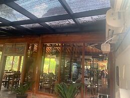 Kampung Lawasan Heritage Cottage