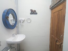 Kampung Lawasan Heritage Cottage