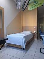 Hotel Romanville