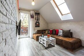 Apartamenty hoteLOVE pod Debami