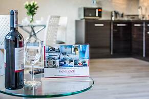 Apartamenty hoteLOVE pod Debami