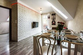 Apartamenty hoteLOVE pod Debami