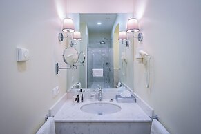 Tiflis Opera Aparthotel