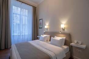 Tiflis Opera Aparthotel