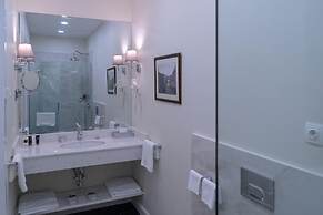 Tiflis Opera Aparthotel