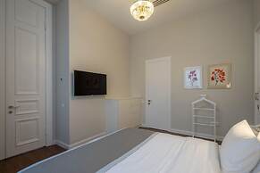 Tiflis Opera Aparthotel