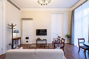 Tiflis Opera Aparthotel