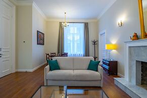 Tiflis Opera Aparthotel