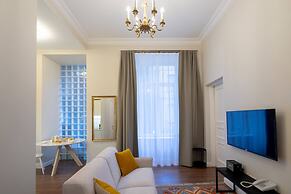 Tiflis Opera Aparthotel