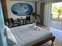 Cabilao Sunset Dive & Beach Resort