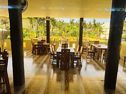 Cabilao Sunset Dive & Beach Resort