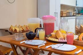 Dona Rosa Private Suites