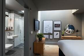 Hiding Space - Trim Street Apartments