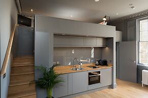 Hiding Space - Trim Street Apartments