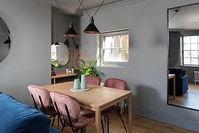 Hiding Space - Trim Street Apartments