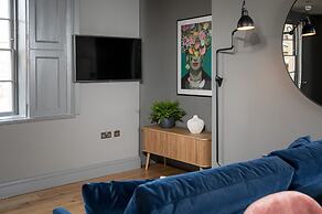 Hiding Space - Trim Street Apartments