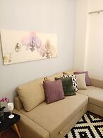 Mets Near From Panathenaic Kallimarmaro Stadium