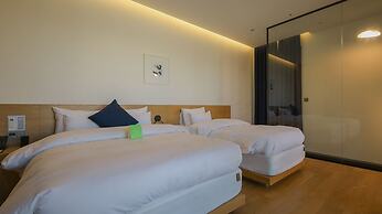 Bundang (Seohyeon) Business Hotel Kind-KYND