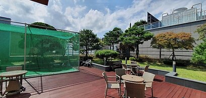 Bundang (Seohyeon) Business Hotel Kind-KYND