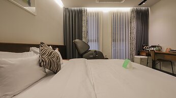 Bundang (Seohyeon) Business Hotel Kind-KYND