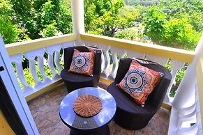 Takuma Boutique Hotel Rooms & Suites Jamaica