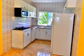 Takuma Boutique Hotel Rooms & Suites Jamaica