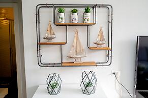 YalaRent Sunora 3BR APT - Families only