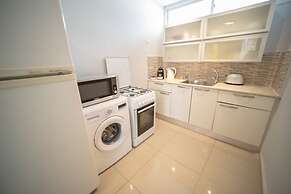 YalaRent Sunora 3BR APT - Families only