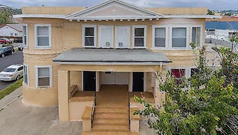 Pads on Pasadena Ave