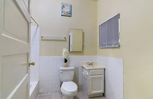 Pads on Pasadena Ave