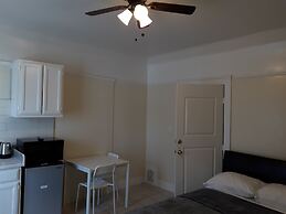 Pads on Pasadena Ave