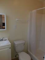 Pads on Pasadena Ave