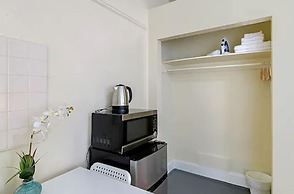 Pads on Pasadena Ave