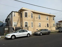 Pads on Pasadena Ave