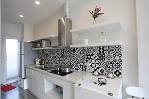 Hanoi Home 2 - Lake view Apartment