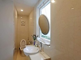 Hanoi Home 2 - Lake view Apartment