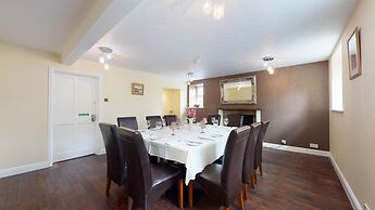 Rowan Tree Country Hotel