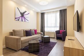 Silver Crown Hotel & Residence