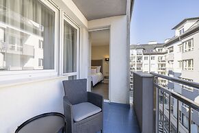 Silver Crown Hotel & Residence