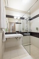 Silver Crown Hotel & Residence