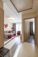 Silver Crown Hotel & Residence