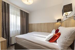 Silver Crown Hotel & Residence