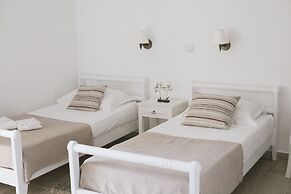 Elounda George Studios