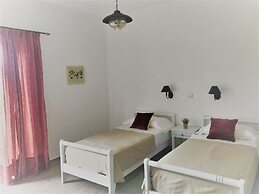 Elounda George Studios