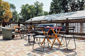 Funky Mamaliga Hostel